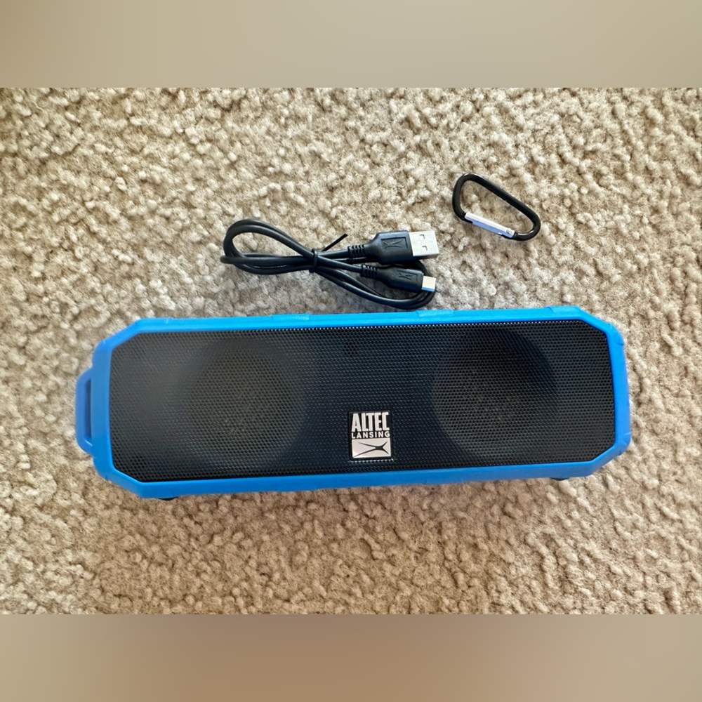 Altec Lansing Furry Wireless Speaker